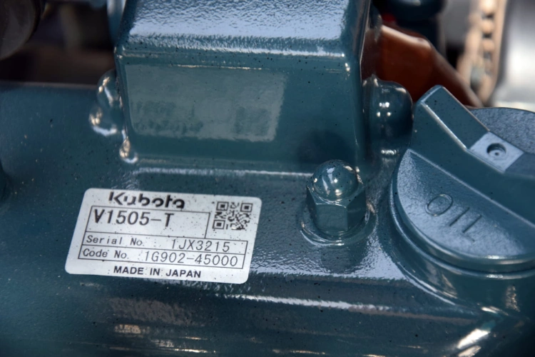 ATMOS PDK 33 sprężarka kompresor spalinowy śrubowy .jpg