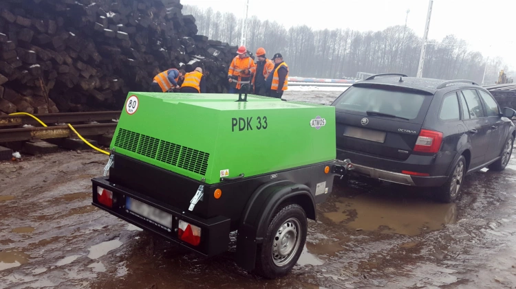 ATMOS PDK 33 sprężarka kompresor spalinowy śrubowy .jpg