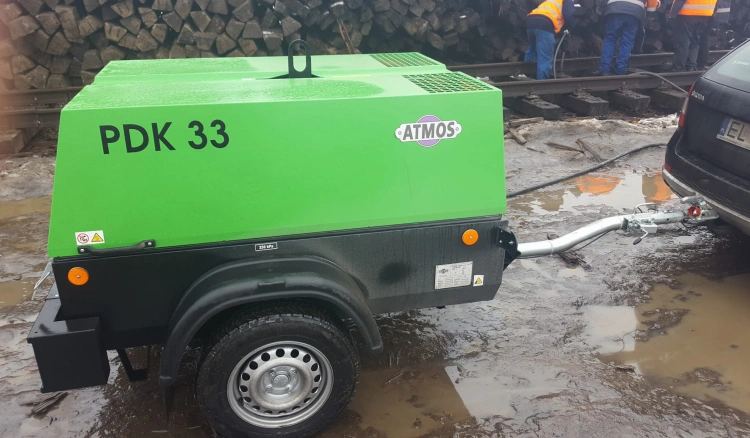 ATMOS PDK 33 sprężarka kompresor spalinowy śrubowy .jpg